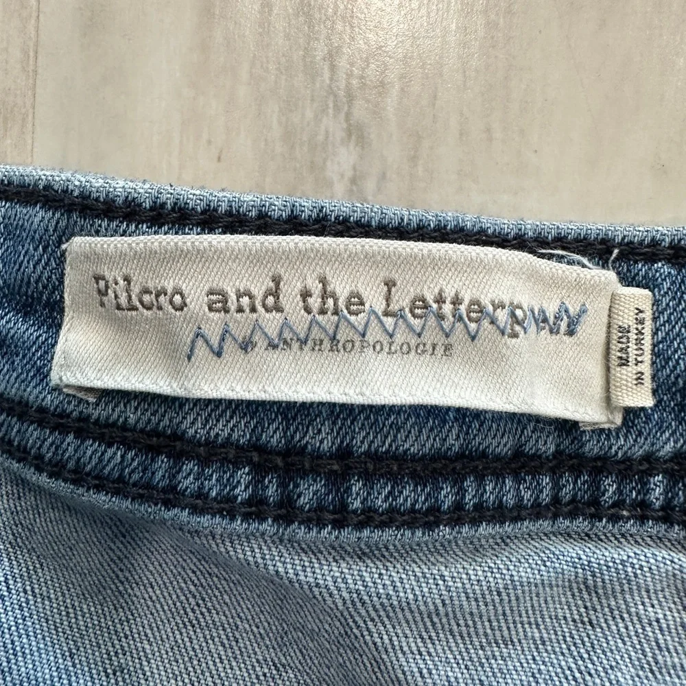Anthropologie Pilcro Slim Boyfriend Denim Shorts - Picture 3 of 4